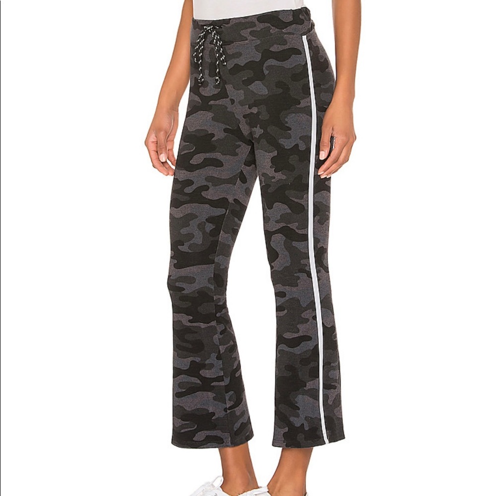 Sundry crop flare camo sweats